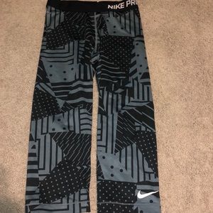 NIKE PRO WORKOUT LEGGINGS